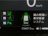 豊富に在庫を取り揃えています!軽自動車からミニバン、セダン、SUV、話題のハイブリッド車など続々入荷しております!