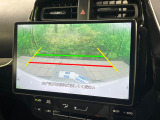 【バックカメラ】駐車時に後方がリアルタイム映像で確認できます。大型商業施設や立体駐車場での駐車時や、夜間のバック時に大活躍!運転スキルに関わらず、今や必須となった装備のひとつです!