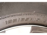 195/65R15    車両装着標準タイヤサイズです。 タイヤのご相談もトヨタモビリティ石川にお任せください