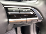 MRCC(マツダレーダークルーズコントロール)は先行車との車間を維持しながら追従走行を行い、長距離でのドライバー負担を軽減させてくれます。
