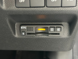 ETCなら高速道路をスイスイと通過!!クルマは料金所をノンストップで通過することができます!