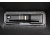 もちろんETC付きでビルトインタイプを装備!見た目もスマート♪高速道路の料金所も楽々通過♪