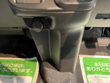 ダイハツディーラーでは「ダイハツ認定U-CAR」という基準を設け、車選びに詳しくないお客様でも「安心して選べる」をご提供しています。