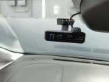 今話題のドライブレコーダー装備車。万が一のトラブルの際、証拠として効果を発揮してくれます。