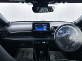 落ち着いたカラーの内装で、ゆったりと運転したい方に。