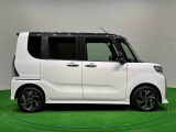 ドアは約90度に開くので荷物も積み込みやすく、乗り降りもしやすい♪ ロングドライブも快適に過ごせる工夫がいっぱいです♪♪