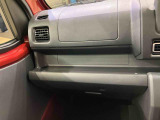 納車前にはプロのメカニックが、各部の点検を行います。ディーラーにしか出来ない品質、そしてサービスできっと満足していただけると思います!