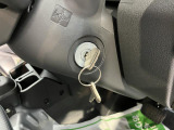 車両状態証明書修復歴の有無も一目瞭然。機能や内装・外装、走行距離、修復歴の有無をチェックし、クルマの状態を10段階にした車両状態証明書。数字や記号を使ってわかりやすく表示しています。