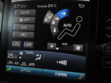 エアコンはオートエアコンでお好みの温度調整が出来、オールシーズン快適にドライブできます!さらに、運転席&助手席シートヒーターが付いてます。2段階に温度設定が可能です。