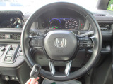 握りやすい大きなハンドルで運転しやすいです♪
