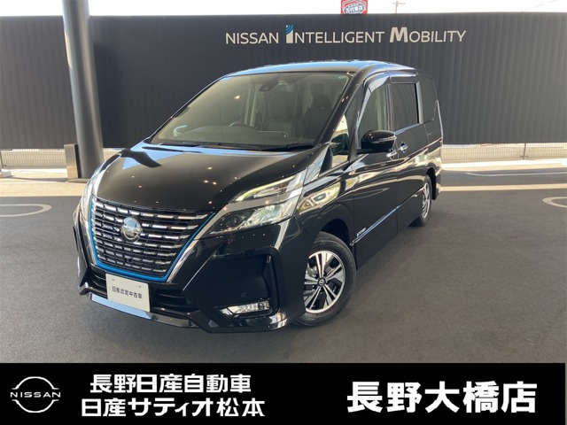 セレナ 1.2 e-POWER ハイウェイスターV 