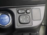 電動格納ミラー付なので、狭い道に駐車する時も安心です。