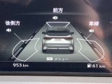 メーター内のディスプレイには運転をサポートするさまざまな情報を表示。