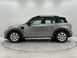 存在感のあるボディスタイルと高めのアイポイントが魅力のMINI クロスオーバー。街中ではスタイリッシュに、休日のお出かけではアクティブに。幅広いシーンで頼れる一台です。