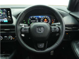 ◆ハンドル全体◆各種スイッチがハンドルから手を放さず操作できるので運転中でも楽に操作できます。