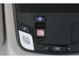緊急通報ボタンが装備されています。ホンダコネクト対応。ご利用には、Honda Total Care プレミアムのご加入が必要です。