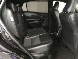 ゆとりある広々とした車内空間は、ドライブを始め買い物やレジャーなど、幅広く活躍します。一人でもみんなとでもお出かけを楽しみましょう!