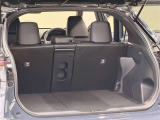 荷室はシートアレンジを行うことで広い荷室にすることが可能です 様々なシーンで活躍できますね