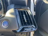販売車両には法定整備がしっかりと含まれています。見えない部分のトラブルを事前に防止し、安全面を最優先に考えた整備を行ってから納車されるため、納車日から快適に走行できます。