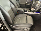第三者機関による評価点を基準に、4.5点以上の良質車のみを展示しております。お車の品質や状態を特に気にされるお客様は、是非一度当店へお越し下さい。きっとご満足のいくお車が見つかります!