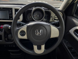 扱いやすいハンドルで運転しやすいです!!