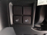 運転席と助手席にはシートヒーターも付いています!