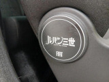 シート横のルパン三世のロゴが!!