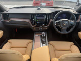 XC60 ウルトラ T6 AWD プラグイン ハイブリッド 4WD 