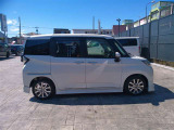 スライドドアは、開口部が広く乗降性の良いお車です