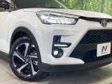 【シーケンシャルターンランプ付きLEDヘッドライト】人気の『流れるウィンカー』付きのLEDヘッドライトを装備♪高級感はもちろん、点灯時は存在感たっぷりで他車からも認識されやすく安心です。