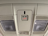 エアバッグ作動時もしくは運転席頭上にあるSOSボタンを押した時には、通信機能でオペレーターが緊急車両などを手配することも可能です!