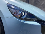 HBC(ハイビームコントロールシステム)が対向車や先行車を検知してロー・ハイビームの切り替えを行い、夜間の前方視界確保をサポートしてくれます。