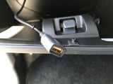 【USB接続】可能です!音楽機器をUSBで繋いで車内で楽しめます♪