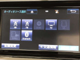 Bluetooth(ブルートゥース)接続機能付き。スマートフォンなどからお気に入りの音楽をワイヤレス再生できます。ドライブがさらに楽しくなりますね。