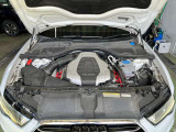 当社は自社認証整備工場も完備しており、納車前整備や一般車検・点検など、お客様が安心して長くお使い頂ける様にメンテナンス面に対して細かく整備しております。ご納車もご安心下さい