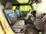 運転席シート廻りは使用感も少なく、良好な状態となっています。丁寧に使われていたことがよくわかりますね。