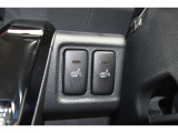 当店は全車『ロングラン保証』付!(1年間、距離無制限 HV車はHV保証付) 別途延長保証もご用意しております♪ ぜひ現車を確認にご来店ください
