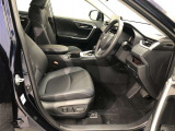 【運転席・助手席】です!実際お座りいただくのが分かりやすいと思いますので、ぜひお気軽にご来店ください♪状態もいいですよ☆