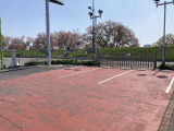 止めやすい4台の駐車スペースをご用意しております。