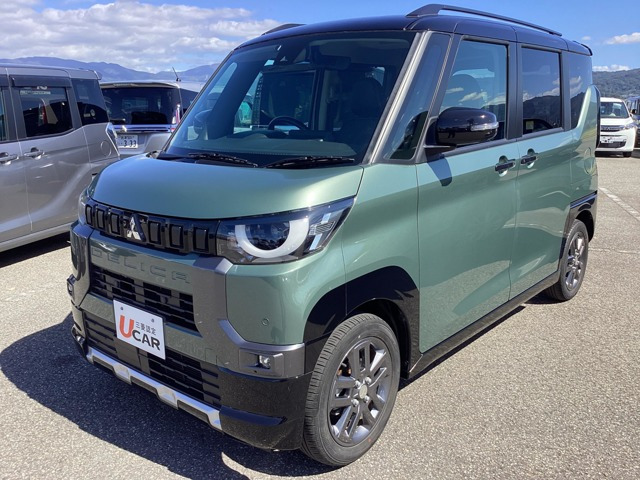 デリカミニ T プレミアム 4WD
