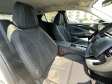 内装クリーニングも施しております。内装の綺麗なお車は気持ちが良くオススメさせていただく1つのポイントになっております。
