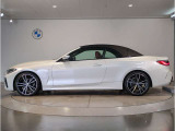【拘りのFR】BMWが多く採用するFR車。ダイレクトでスポーティな加速感・シャープなハンドリングを実現。縦置きエンジンレイアウトにより、フラットで上質な乗り味です。
