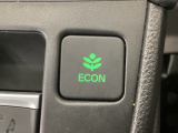 ★ECONスイッチ★ エコドライブを加速しよう!スイッチをONにすると、運転の仕方によるロスを抑え込み燃費をよくするようクルマが頑張ります(*^ー^*)燃費向上にチャレンジ♪