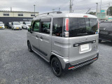 できる限り多くの情報掲出を心がけておりますが、遠方でご来店、現車確認の難しい方はお気軽にご連絡ください。必要に応じて追加で画像をお送りすることも可能です。