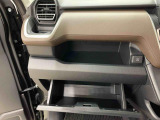 認定中古車はご購入から1年間・距離無制限の保証付き!(年式により6ケ月・距離無制限となります)