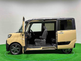 ☆ミラクルオープンドア☆ 驚くほど大開口!しかも両側スライドドア!乗り降りがしやすい、大きなも荷物の積み込めもラクラク♪ピラー内臓スライドドアで運転席側と同等の強度・剛性を確保しました。