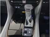 お車の取扱説明書・メンテナンスノート(記録簿)もございます。トヨタのディーラーで安心を買って下さい。当社は無理な勧誘は致しません。まずはお客様からのお問い合わせを心よりお待ちしております。