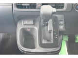 『トヨタ認定中古車』3つの安心を1台にセット!1.徹底した洗浄 2.車両検査証明書つき 3.ロングラン保証つき 全てをクリアした【安心】の証!詳しくスタッフまでお気軽にお問い合わせ下さい。