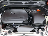 1.5リッター直列3気筒ターボエンジンは振動が少なく心地よい重低音が車内に響き運転を盛り上げます。