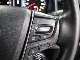 レーダークルーズコントロール作動時に車線維持に必要な運転操作の支援を行う「レーントレーシングアシスト(LTA)」を搭載しています。